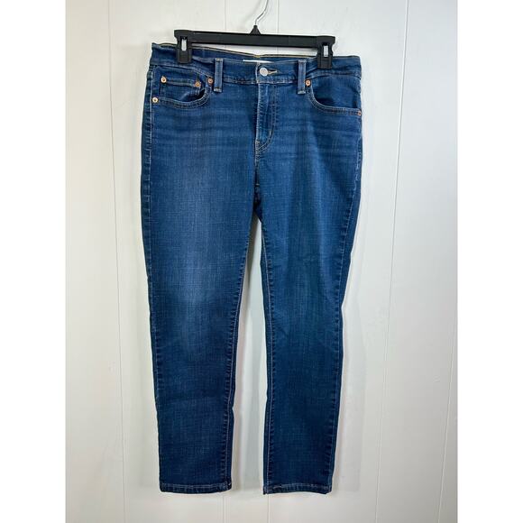 Levi's Boyfriend Mid Rise Women's Jeans in Size 29 Waist/27” inseam - Picture 3 of 9